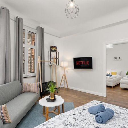 Homey Apartments - Im Viertel Mit Parkplatz BRE Dış mekan fotoğraf